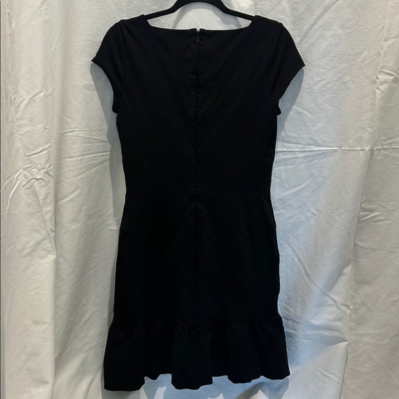 ◼️White House Black Market Black Sheath Lined Ruffled Bandage Midi Women’s Sz 6 - Picture 11 of 15